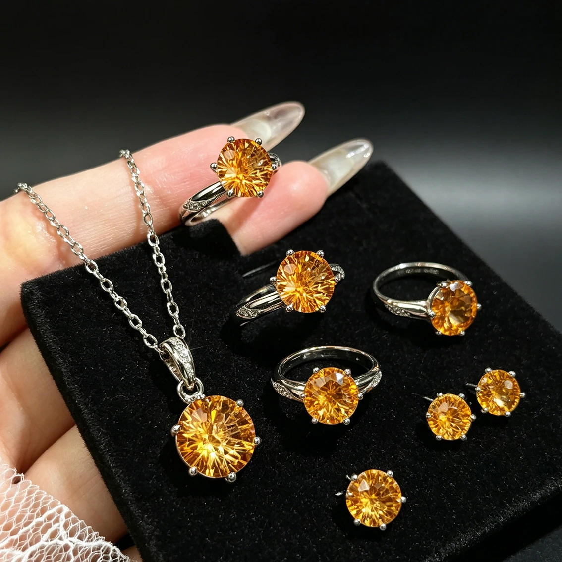 

Elegant 3Pcs Champagne Crystal Jewelry Set for Women, Silver Necklace, Earrings, and Ring, Perfect Gift for Party and Wedding