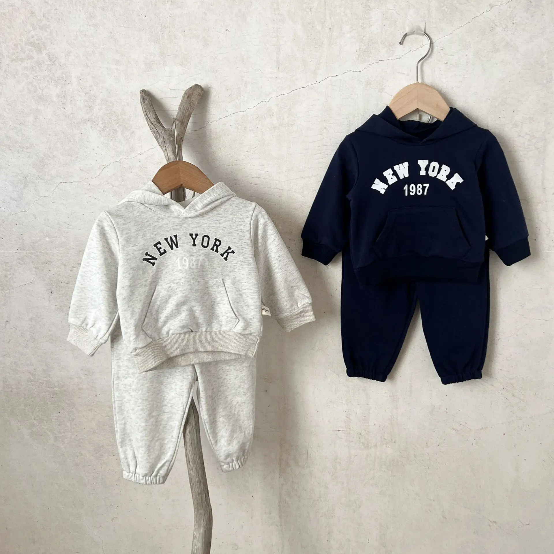 2PCS Ins Style Spring And Autumn New Boy and girl\'s Baby Sports Suit Baby Clothing Sets Cotton Hooded Sweat Pants