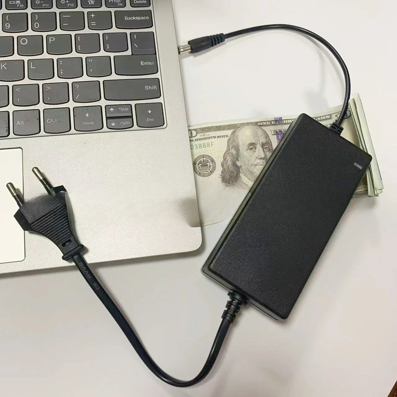 صندوق تخزين مفاتيح شاحن الكمبيوتر المقلد، محول مموه مضاد للسرقة، صندوق تخزين أموال خاص مخفي، صندوق نقود #3