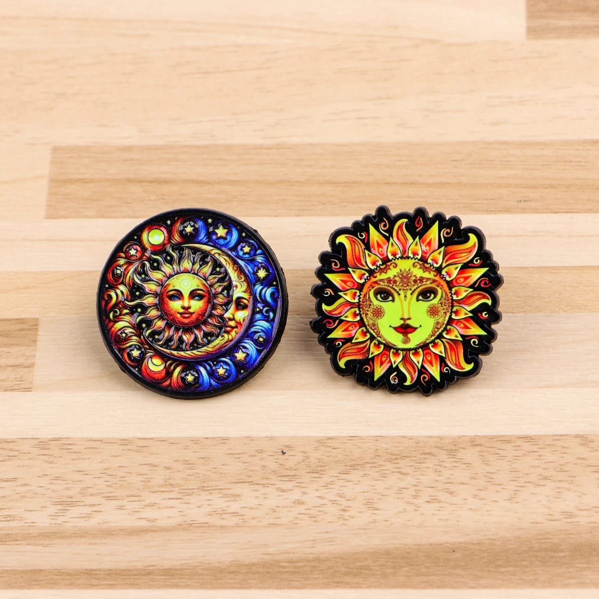 Sun Moon Pattern Lapel Pins for Backpack Women Men Brooch for Clothes Metal Enamel Pin Briefcase Badges Jewelry Accessories