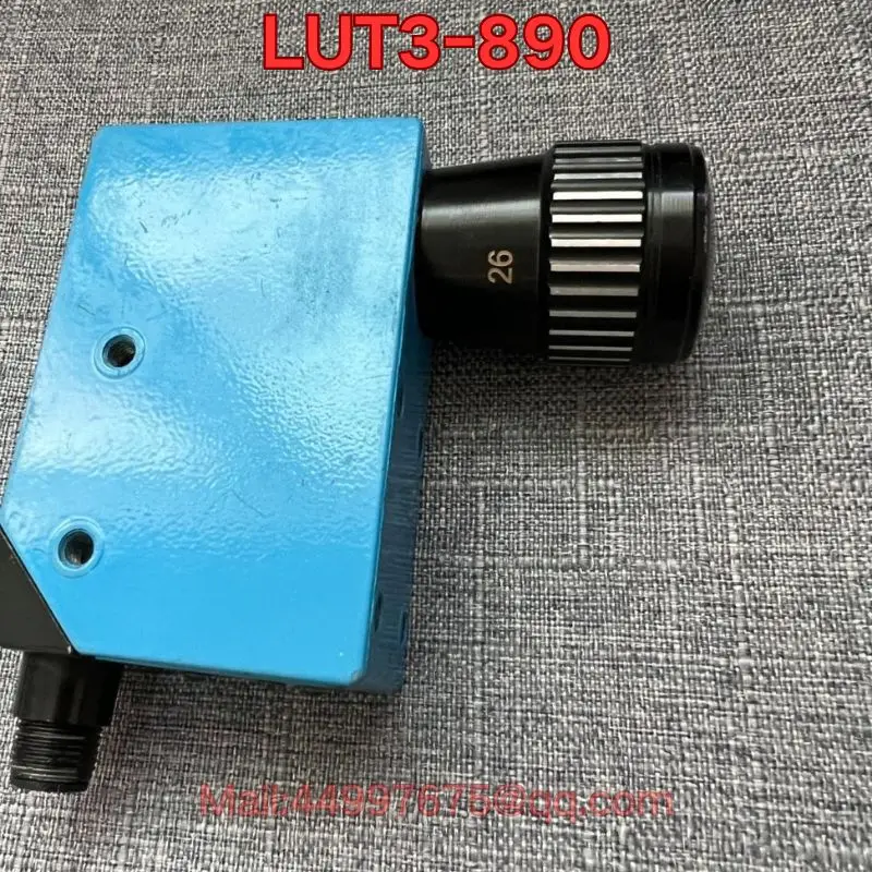 

Проверка функционала б/у датчика LUT3-890 показывает нормальную работу. Последние цены на 2026 год.