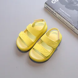 Sandalias de verano para niños y niñas, zapatos de playa de Color puro, bonitos, amarillos, con punta abierta, transpirables, descalzos