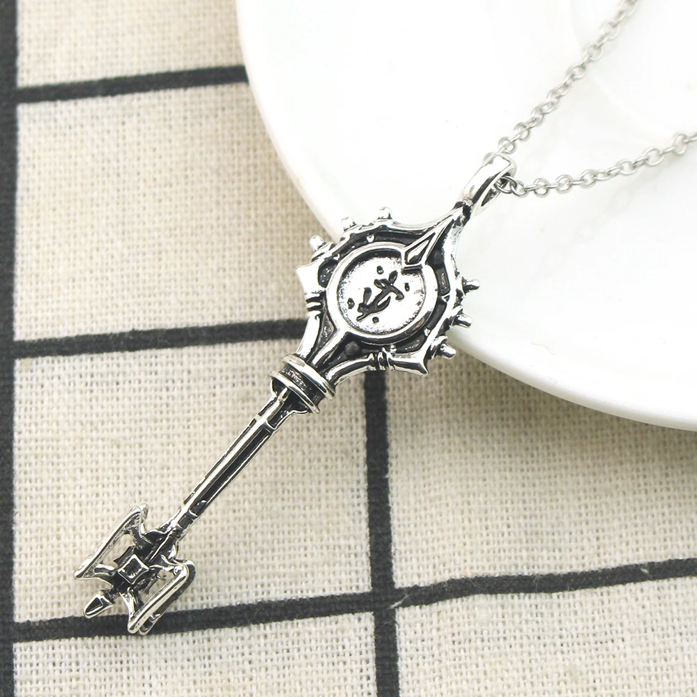 Game Doom Eternal Key Necklace Vintage Doublesided Engraving 3D Key Penant Necklaces For Fans Jewelry Gift