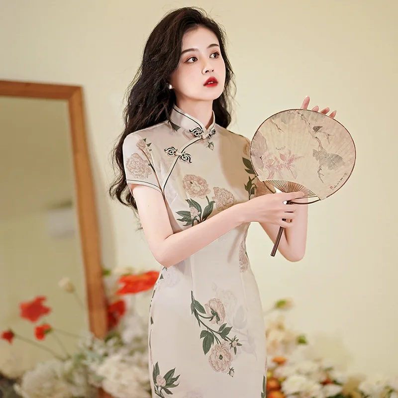 

2023 New 8 Colors Summer Beige Red Chinese Style Cheongsam Vintage Female Plus Size Dress Slim Women Casual Qipao M to 4XL