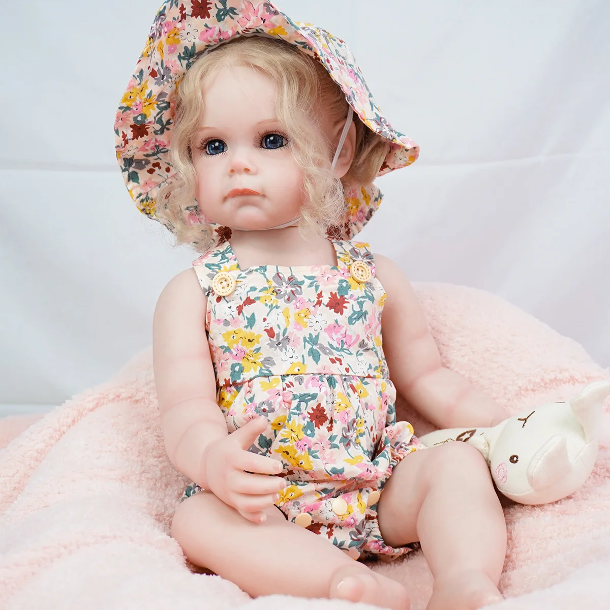 JOYORA 55cm realistische Reborn-Puppe, hochwertige weiche Vinyl-Mädchenpuppe, 3D-Haut mit sichtbaren Venen, handgefertigte Details, süßes Geburtstagsgeschenk