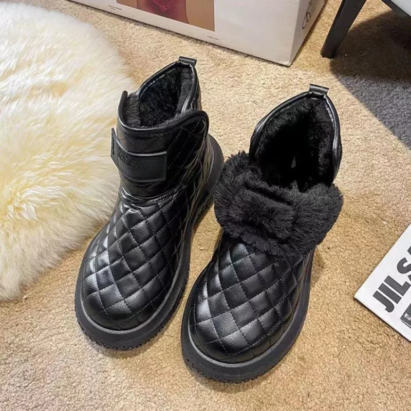 

Winter Women Fur Warm Shoes New Brand Short Plush Ankle Snow Boots Flats Platform Casual Ladies Shoes Botas