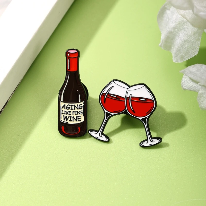 New Hot Selling Wine Shape Brooches Fashion Commute Metal Enamel Pins Badges DIY Clothes Bags Hat Scarf T-shirt Jeans Accessory