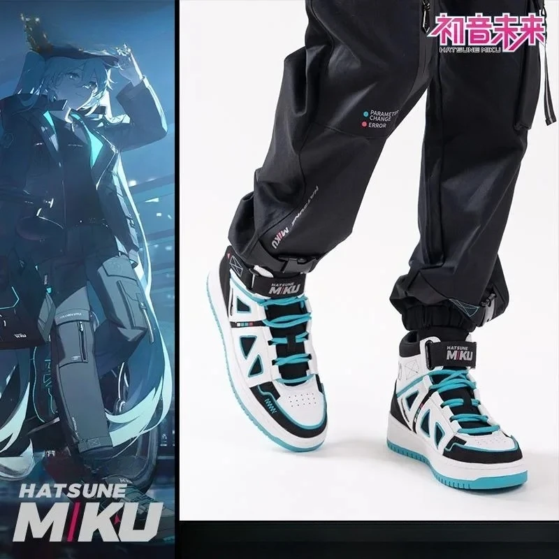 アニメホット初音ミク靴男性コスプレ男性スニーカー女性テニススポーツアスレチックフィギュアバスケットボールシューズカジュアルシューズギフト