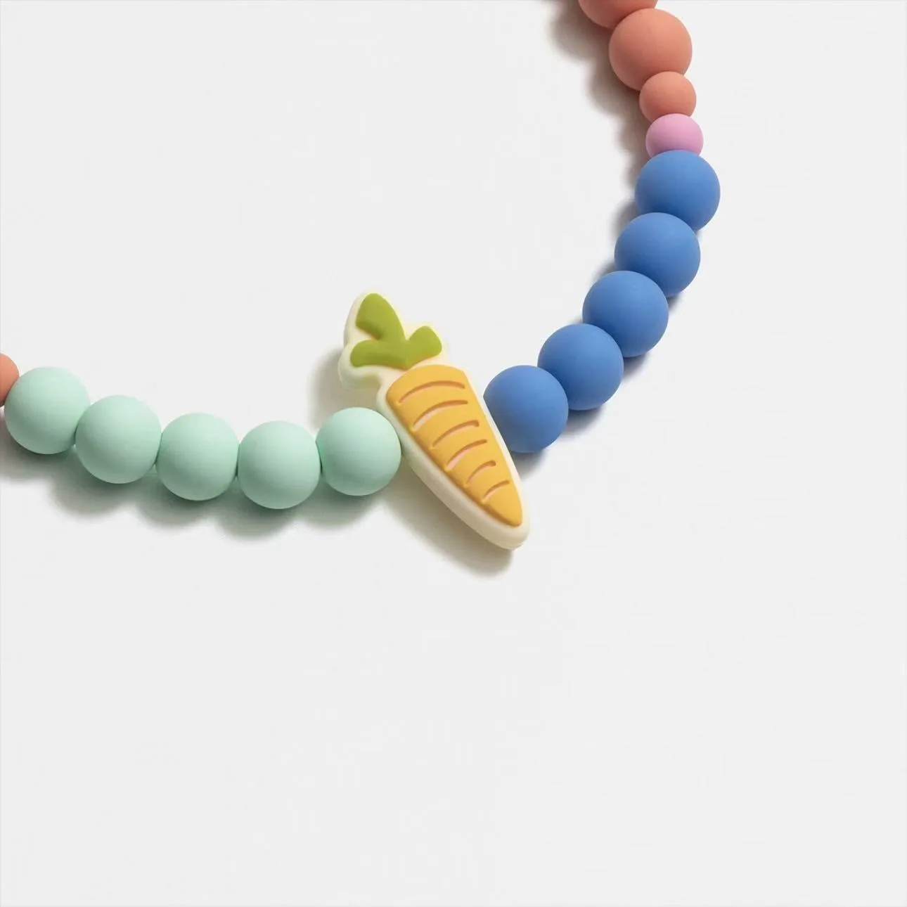 

Cartoon Carrot Fox Rabbit Pendant Colorful Beads Universal Phone Charm Straps Short Lanyard Phone Hanging Chain