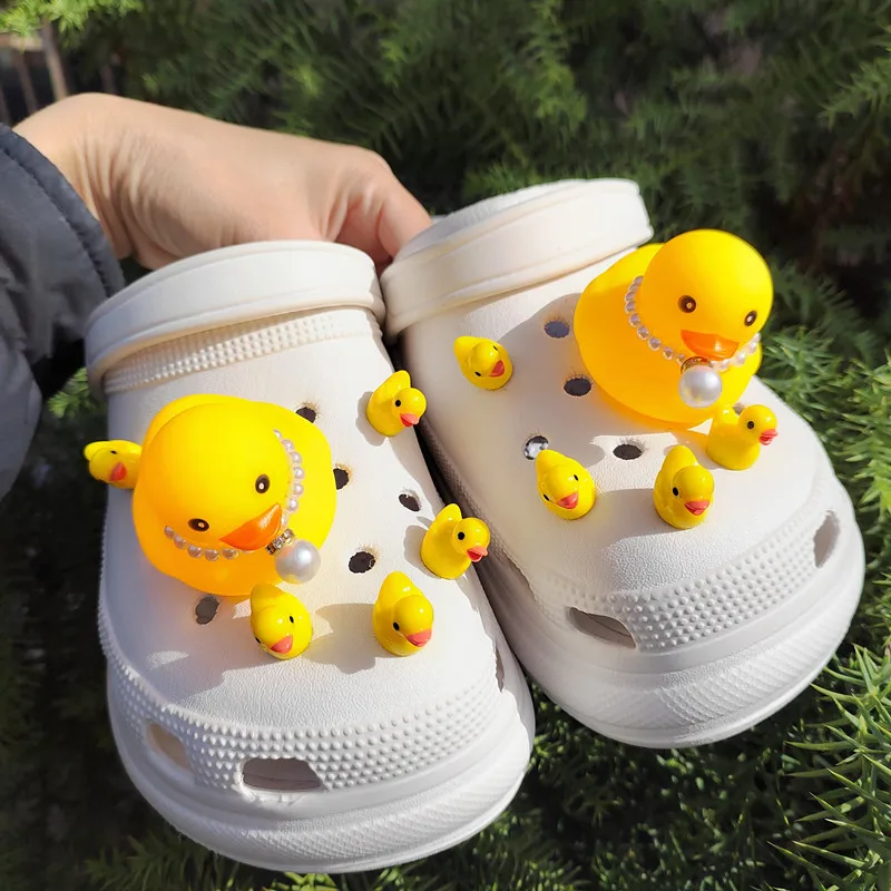 

New Whole Set Hot Sale DIY Hole Shoes Charms for Little Yellow Duck Charms Designer Quality Garden Shoe Decoration Girl Gift