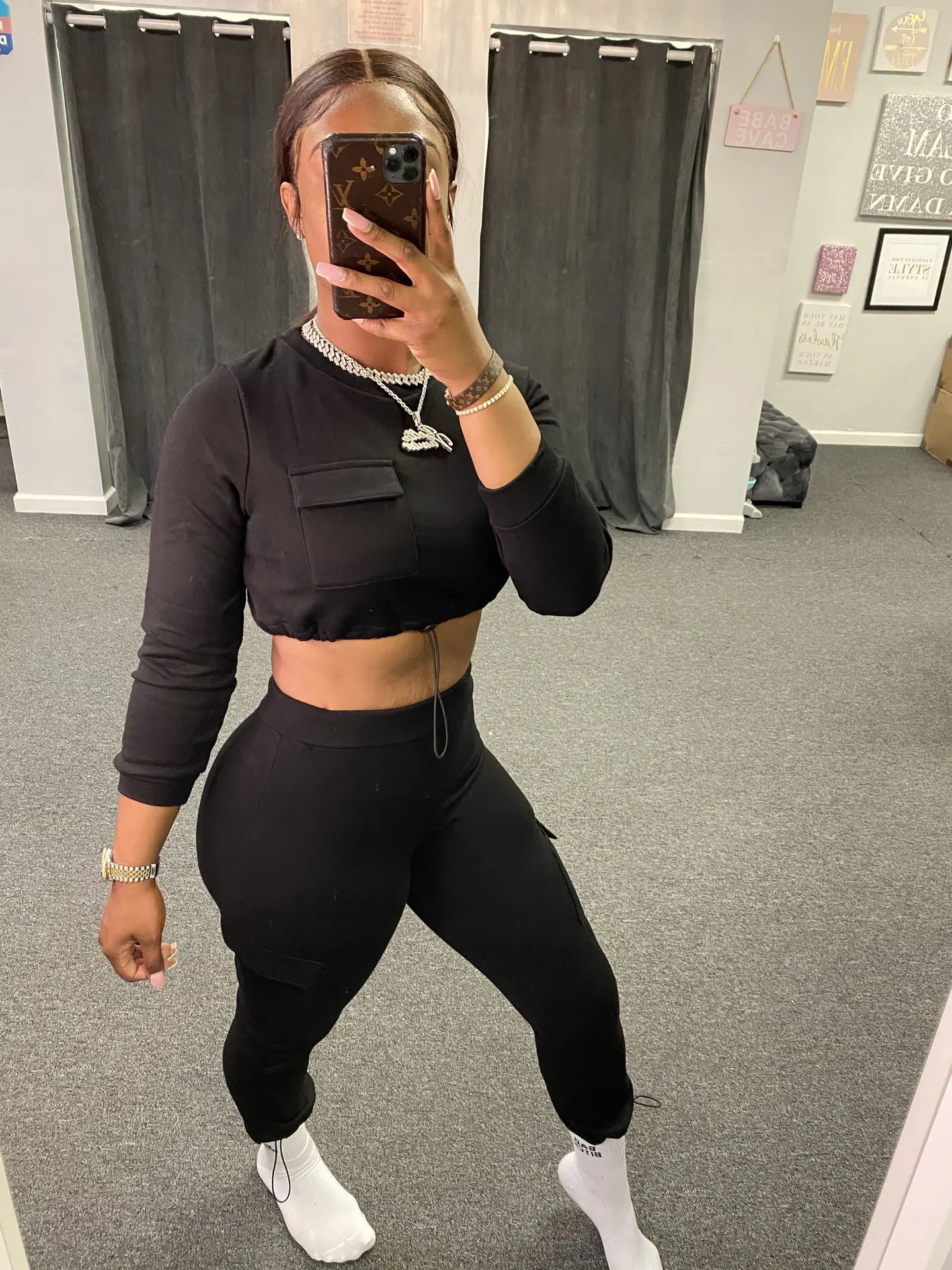 

Women's Tights Suits Round Neck Long Sleeve Short Sweatshirt Pocket Leggings Suit Solid Color Casual Sports Two-Piece Pants Set