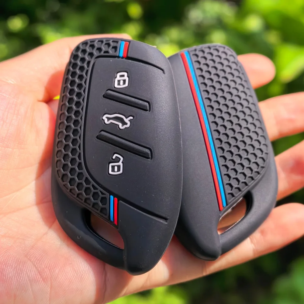 

Силиконовый чехол-брелок для ключей MG 4 2023, MG4 EV, MG HS, GT, ZS EV, ZX, MG5, MG6, Roewe RX3, RX5, RX8, ERX5, I6, I5 (на 3 кнопки)