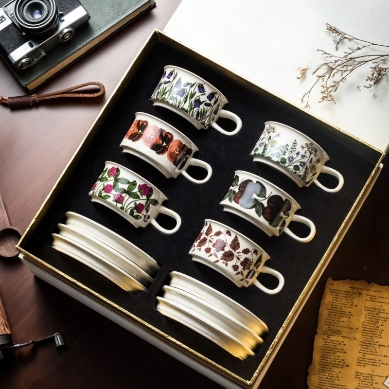 

Retro cup ceramic, exquisite high-end medieval coffee cup