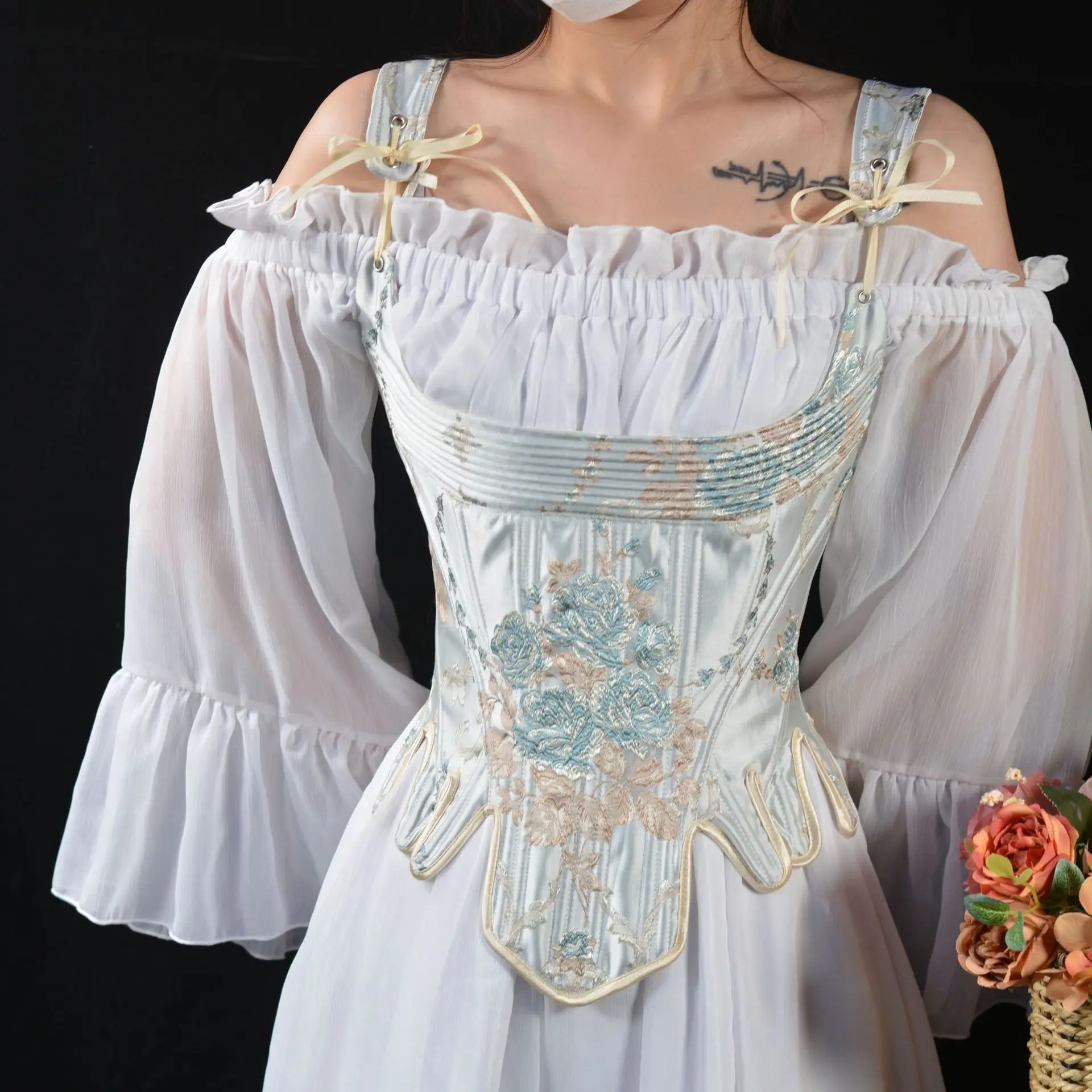 

370-1 Light blue French court corset with fishbone bra 2025 new