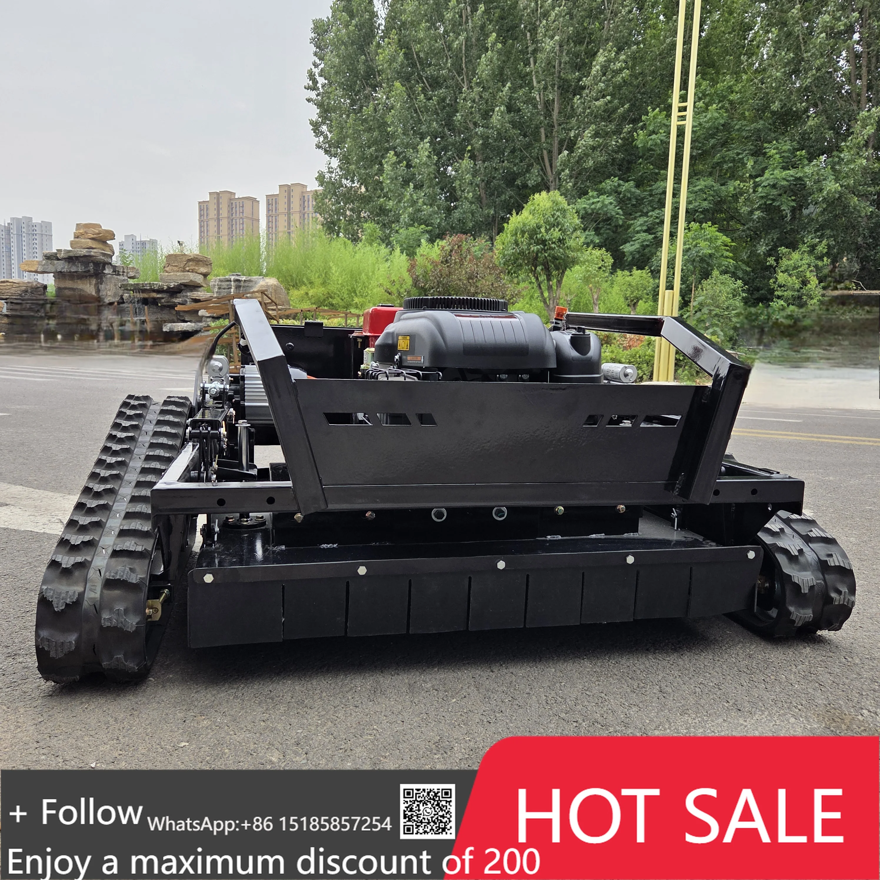 

4000㎡/H High-efficiency intelligent remote control lawn mower is easy to operate and can easily cope with complex terrain