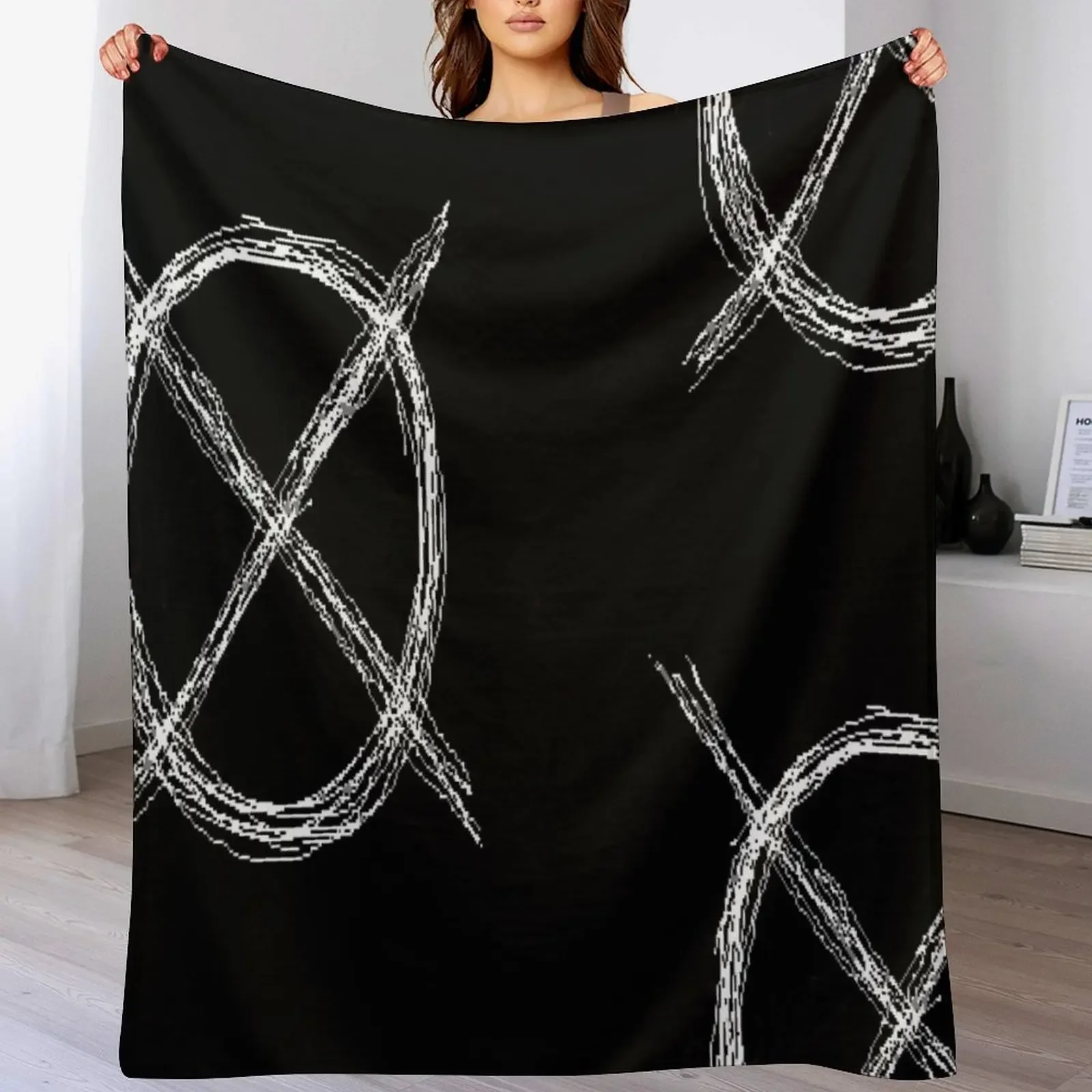 

Creepypasta Logo Throw Blanket Flannel Fabric Hairys for sofa Personalized Gift Blankets