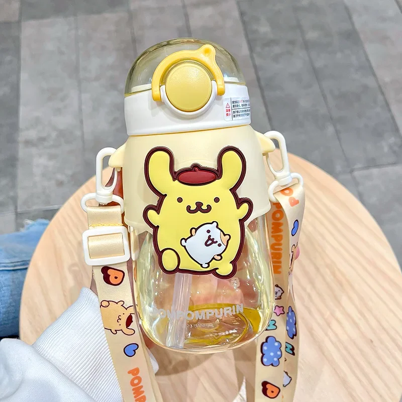 hot 690ml Sanrio Large Capacity Water Bottle Cinnamoroll Kuromi My Melody Portable Straw Water Cup for Outdoor Sports Fitness