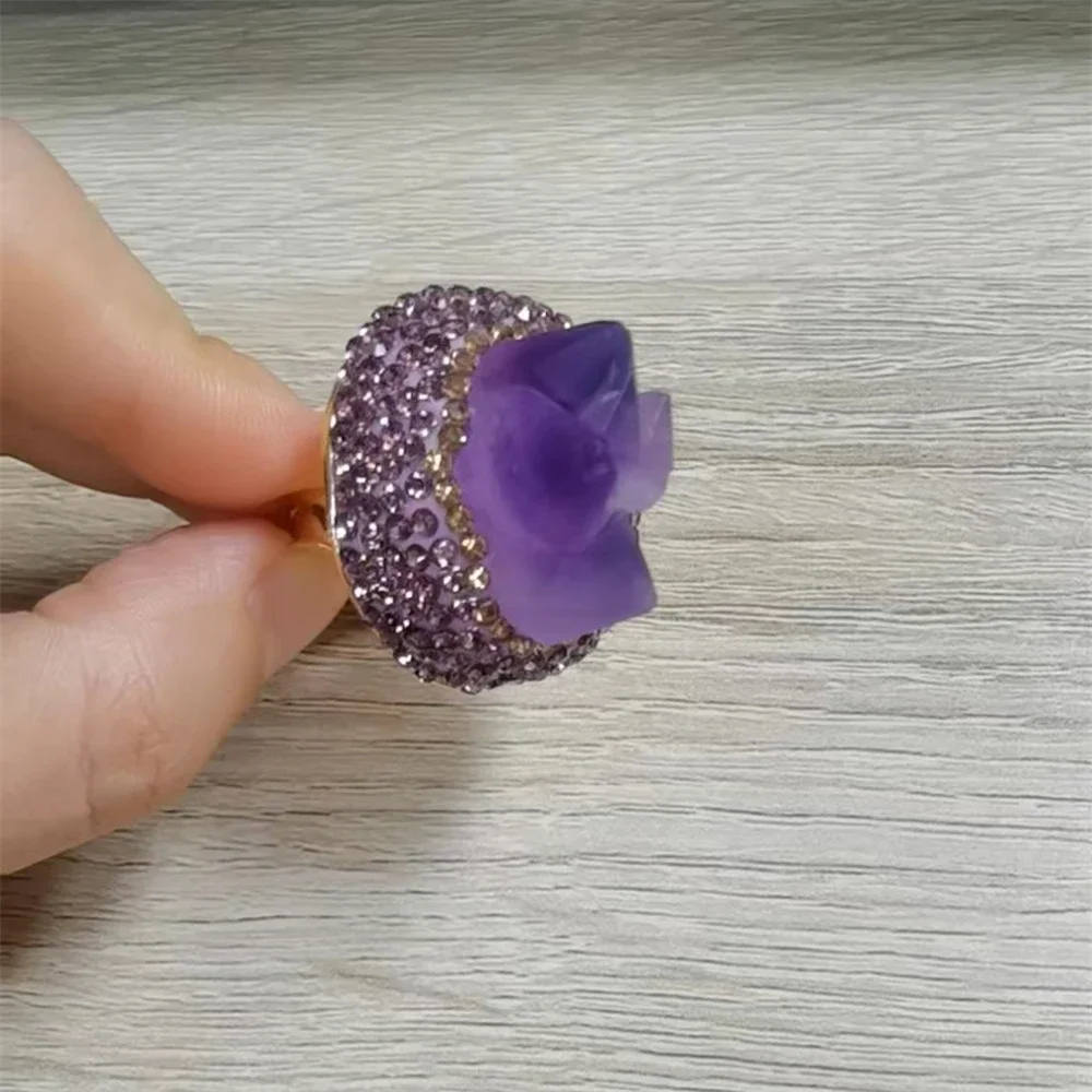 Anéis de ametista exclusivos tamanho ajustável anel de dedo de pedra de quartzo de cristal roxo cru para mulheres joias de declaração cor dourada