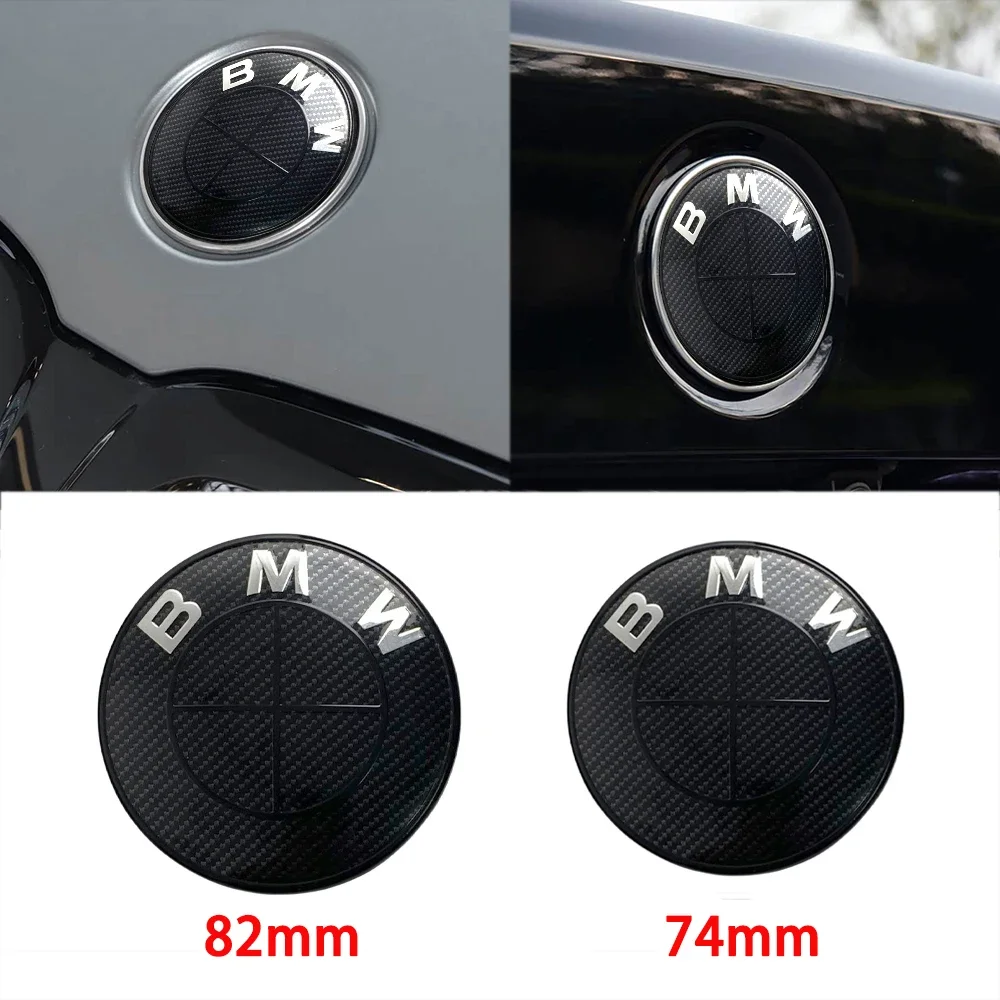 شعارات غطاء محرك السيارة/الجذع مقاس 45/74/82 مم + أغطية محور العجلة مقاس 68 مم - متوافقة مع سلسلة BMW 3/4/5 وX5/X6 (سلسلة F) - أسود/أبيض