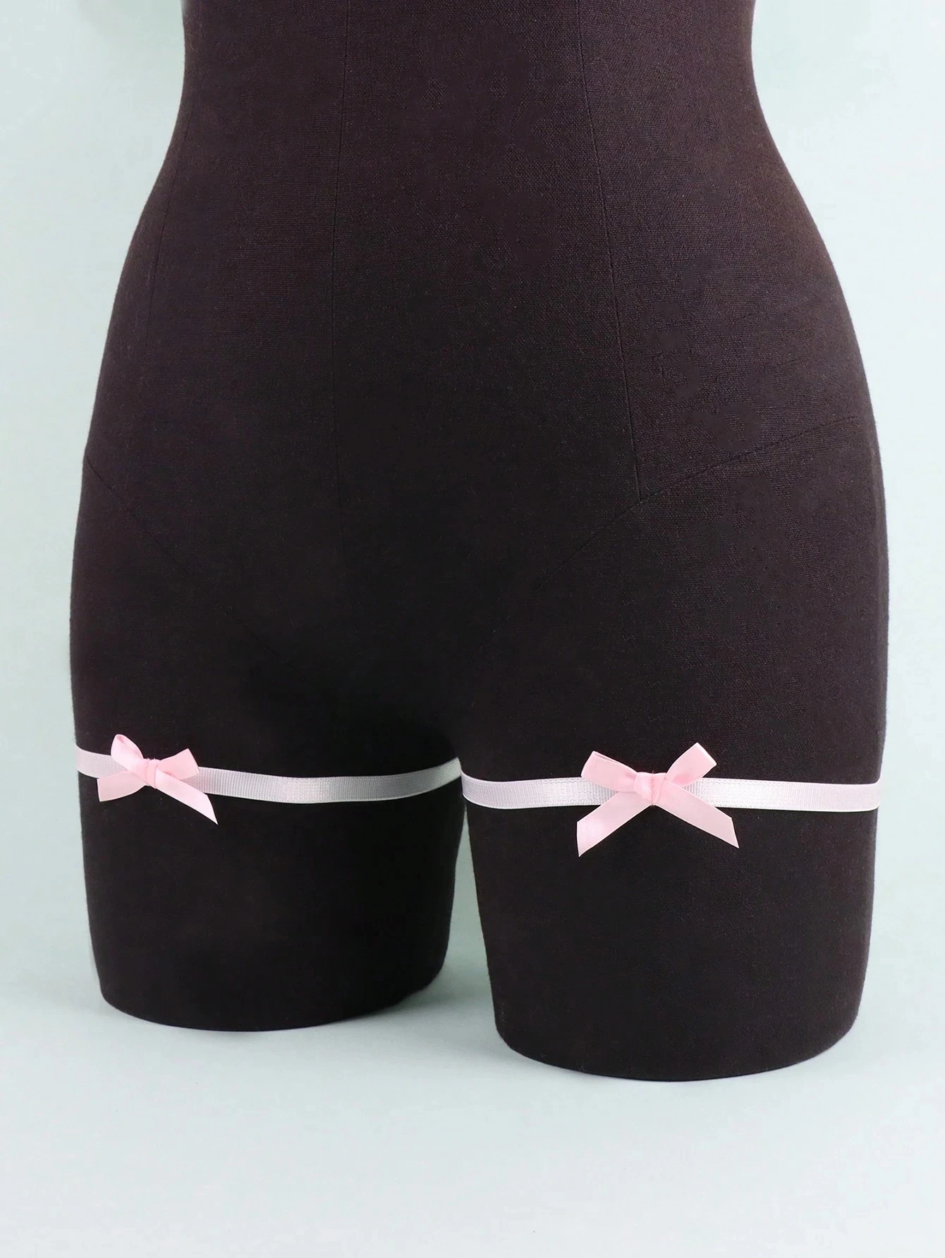 Women Sexy Simple Bowknot Thigh Leg Strap Garter Gothic Leg Adjustable Hip Harness High Waist Stocking Belt Halloween Valentine