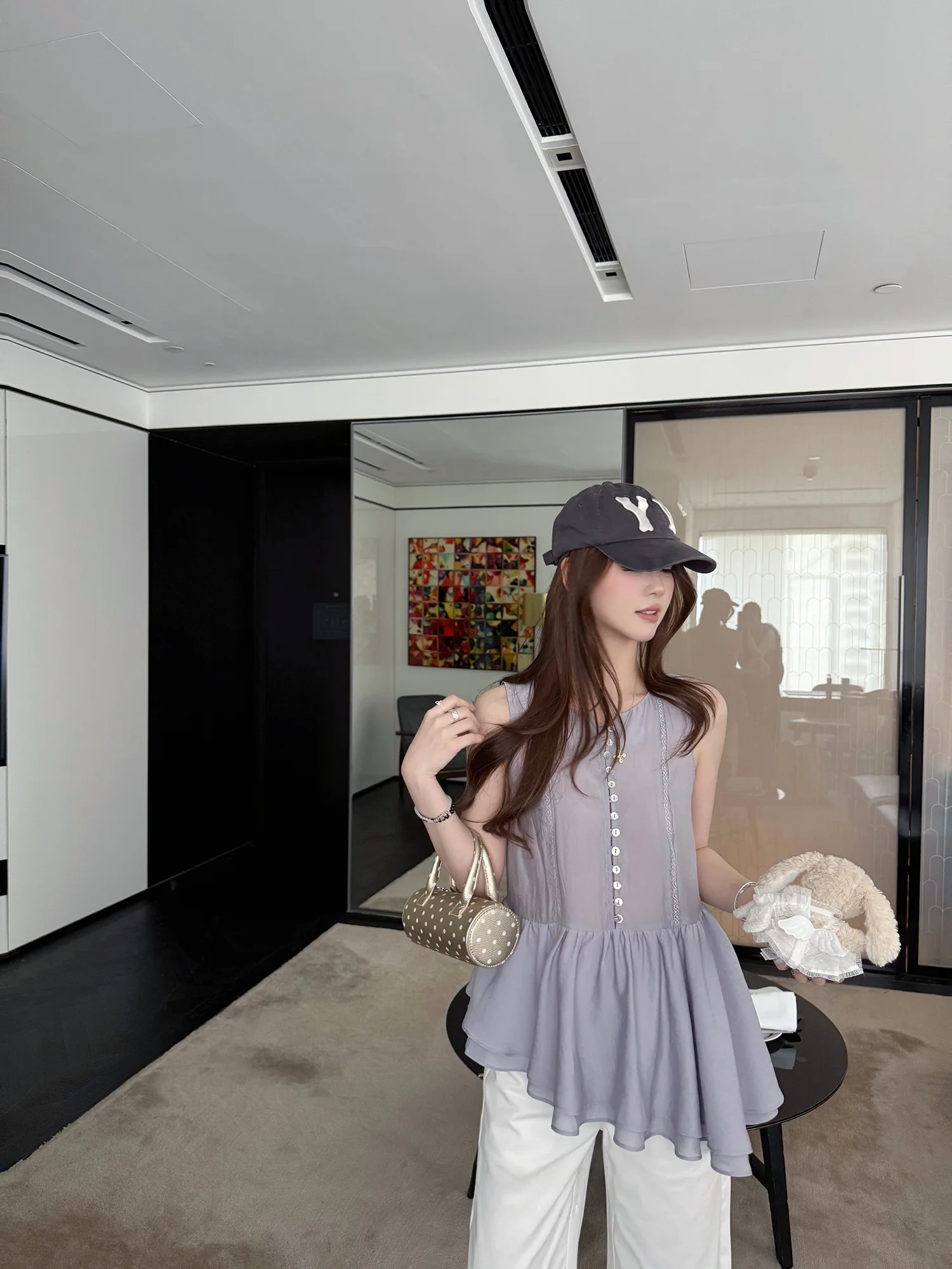 

FCY Studio French South Style Silk Sleeveless Vest Design Sense Women's Inner Wear round Neck Mid-Length Skincare Breathable