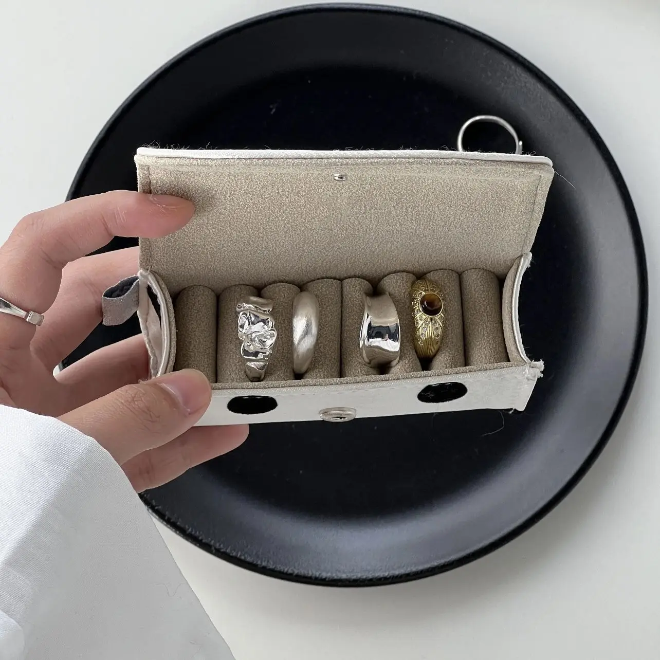 Satin Polka Dot Jewelry Roll Bag Portable Ring Storage Organizer Anti-scratch Small Travel Jewelry Box for Women