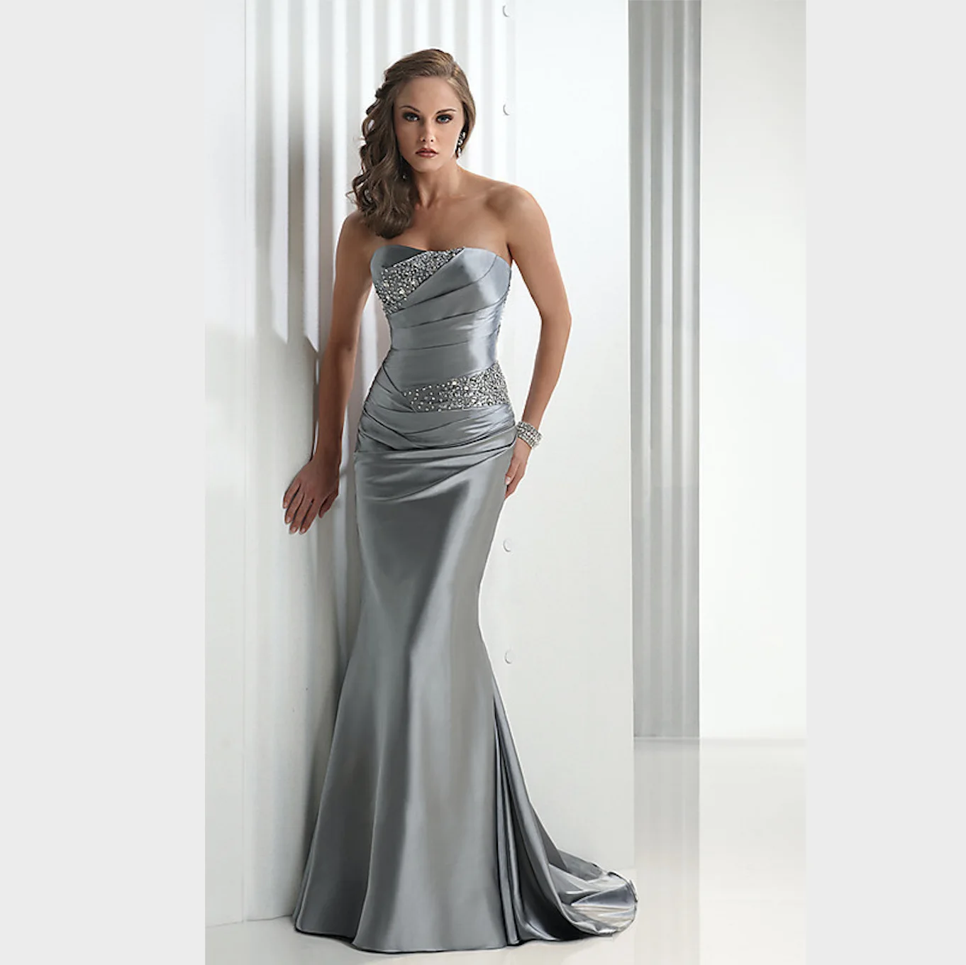 Annual Meeting Evening Dress Slim Fitting Sexy Fishtail Diamond Inlaid Long Toasting Dress Wedding Dress Shiny Dress