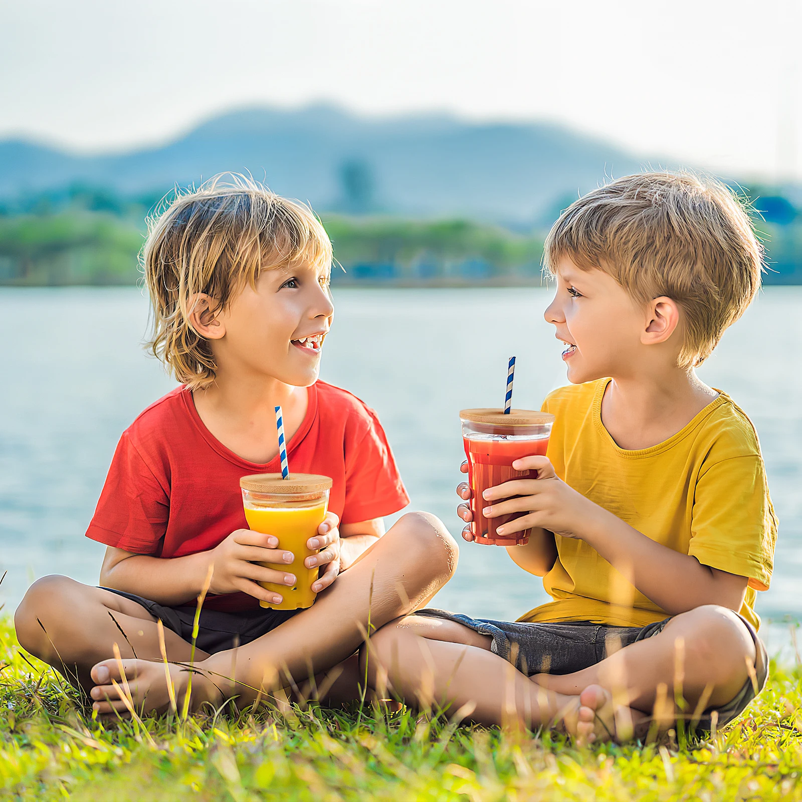 

8Pcs Mason Jar Bamboo Jar Lids Straw Hole Rubber Ring Wide Mouth Canning Lids Reusable Lightweight Bamboo