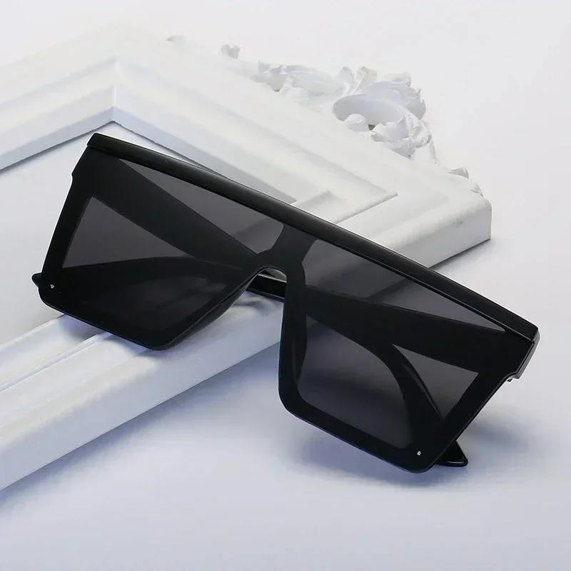 Rechteck Mode Sonnenbrillen Frauen Beliebte Quadratische Retro Sonnenbrille für Männer Sommer Farben Spiegel Oculos De Sol