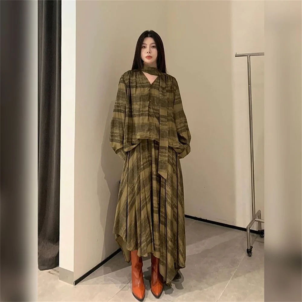 Advanced sense of early autumn fashion set niche design sense irregular skirt commuter casual women dress set skirt