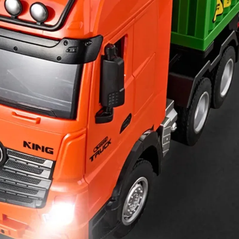 Caminhão Trator RC HUINA 1/18 de Plástico Escala 1317 2.4G com Contêiner e Bateria 9 Canais Montado - Carro de Controle Remoto por Rádio