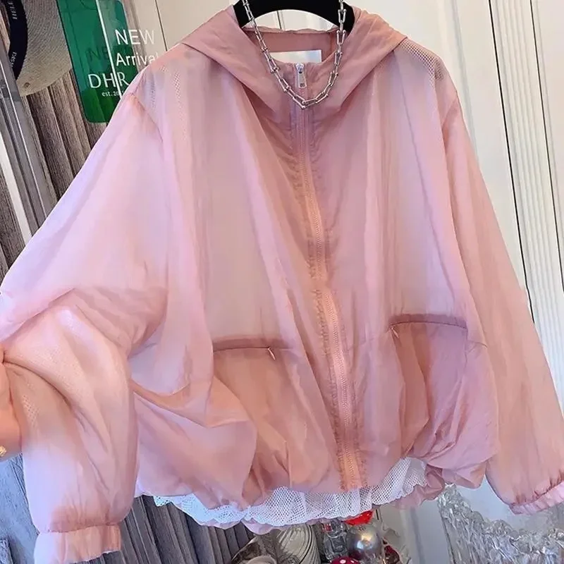新しい日焼け止め服女性の夏薄いコート抗紫外線通気性シャツフード付きウインドブレーカー女性ジャケット