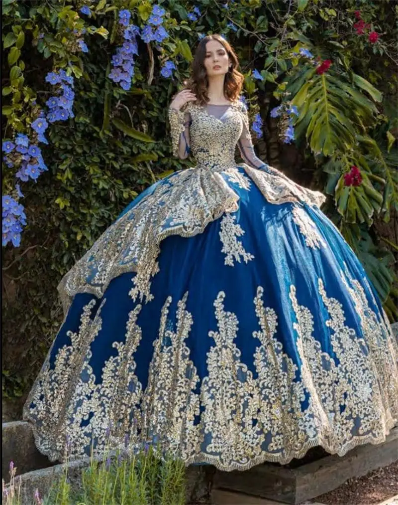 2022 فساتين Quinceanera زرقاء كم طويل دانتيل ذهبي مزين بالخرز المكسيكي الحلو 15 فستان منتفخ تنورة Vestidos 16 Anos