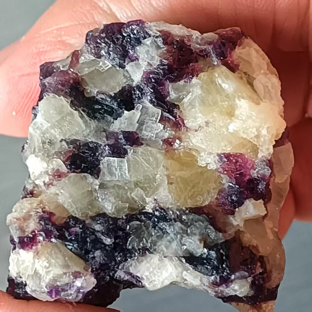 Calcite naturelle rare à texture violet-jaune, minéraux cristallins Druzy pour la guérison, la méditation et la relaxation.