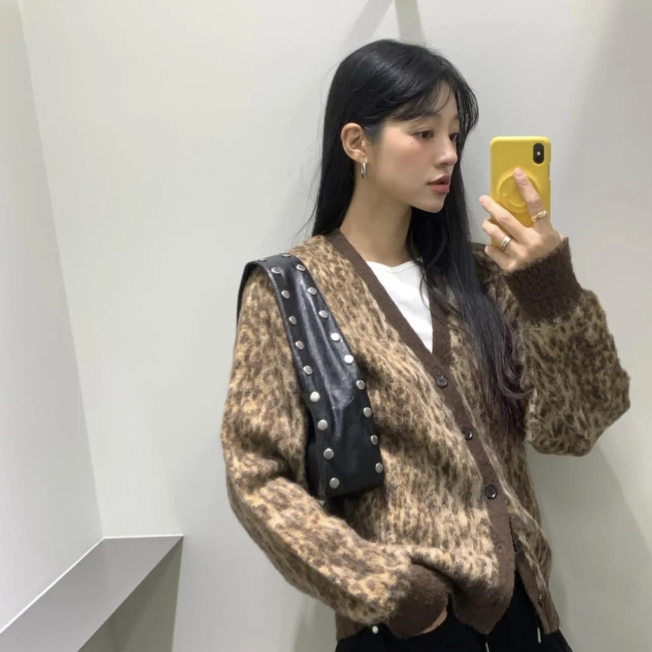 

Asif Calie леопардовый принт с v-образным вырезом и длинными рукавами вязаный кардиган оверсайз повседневный корейский винтажный свитер куртка