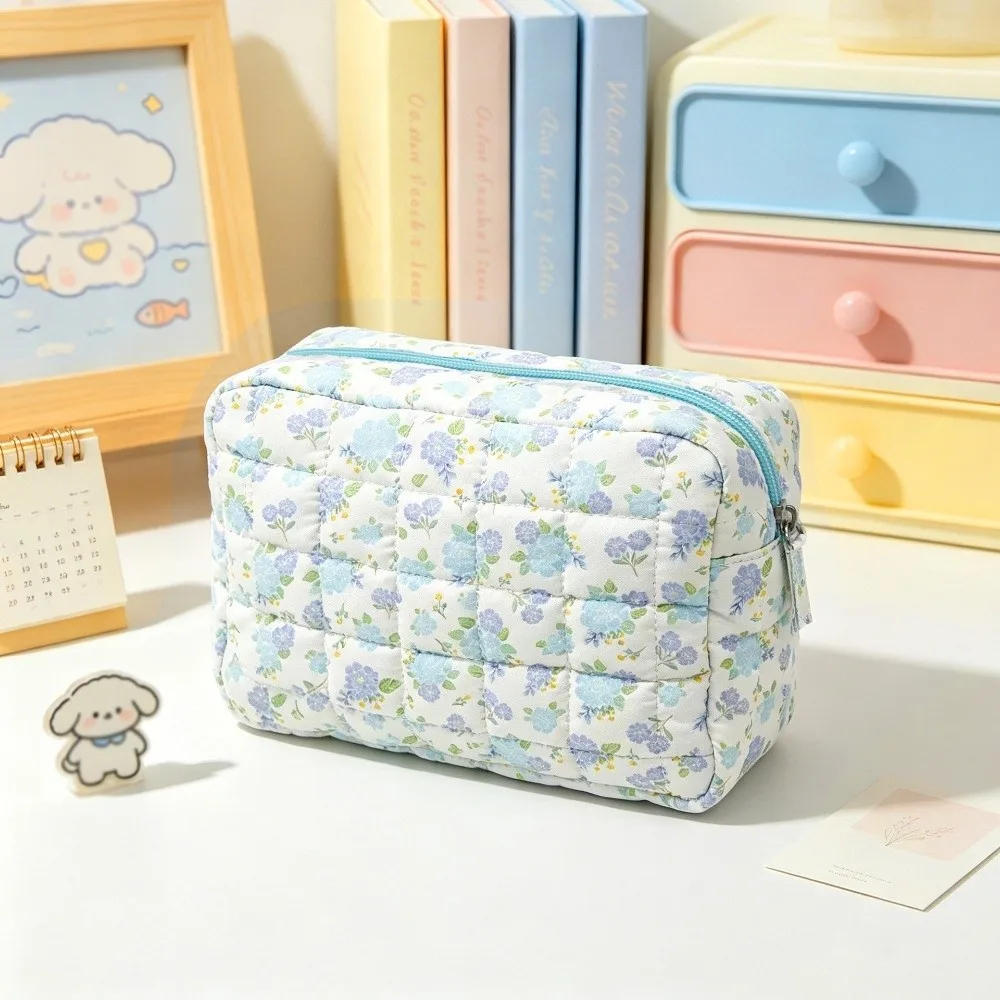 New Quilted Cosmetic Bag Soft Cotton Floral Print Toiletry Bag Large Capacity Butterfly Pattern Makeup Organizer Women Girls