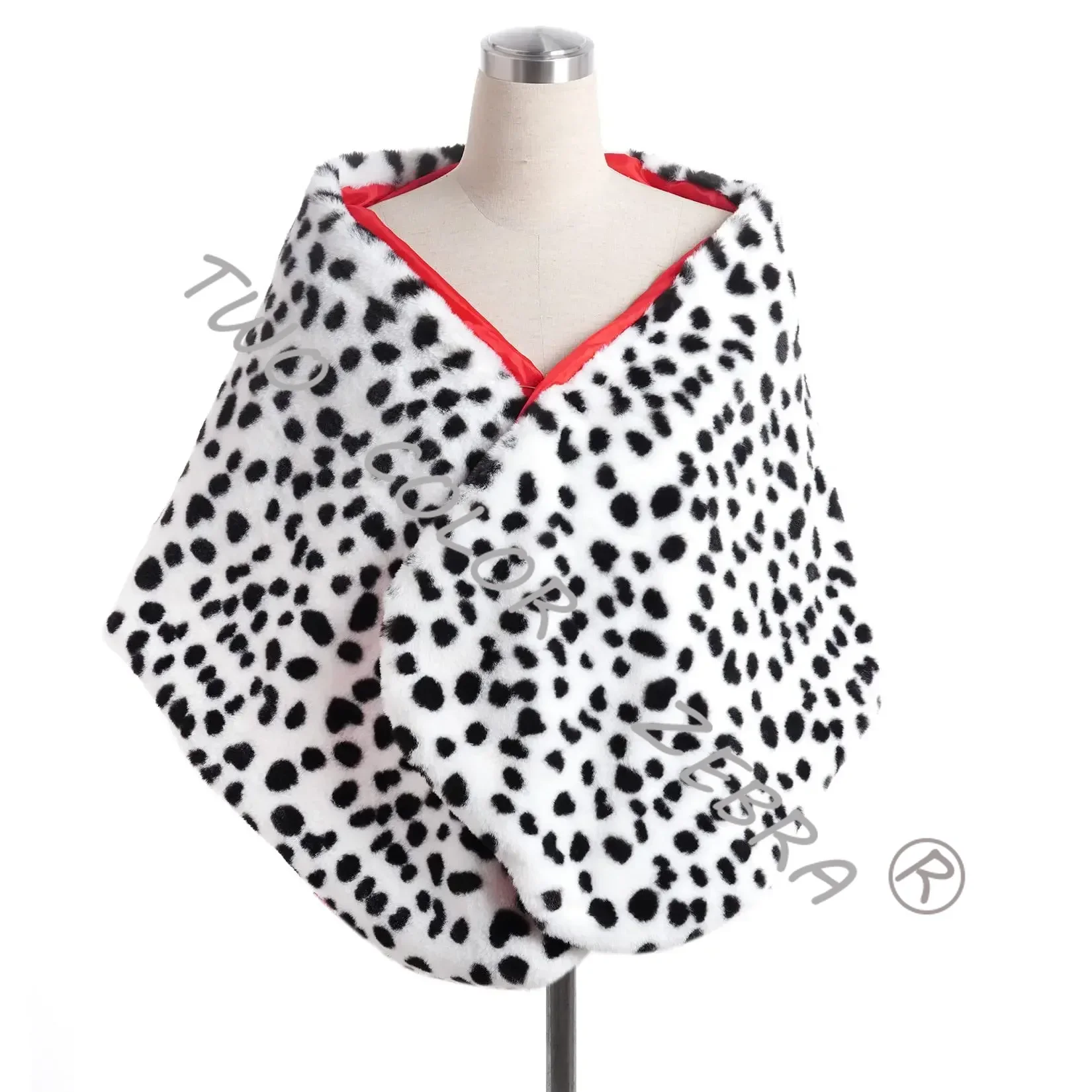 Cruella Deville Cosplay Costume Anime Black and White Witch Cloak Spotted Dog Leopard Print Scarf Wig Gloves Accessories Cos view 4