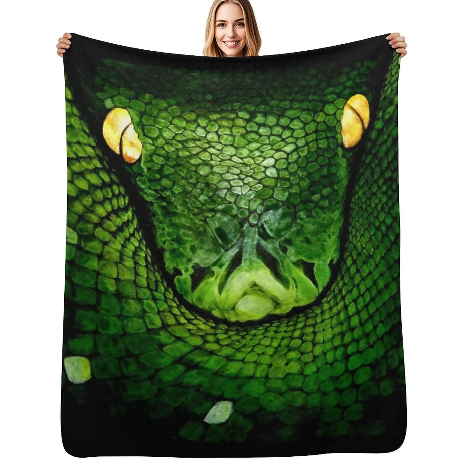 Декоративный мягкий плед Green Tree Python (Morelia viridis) для дивана или кресла