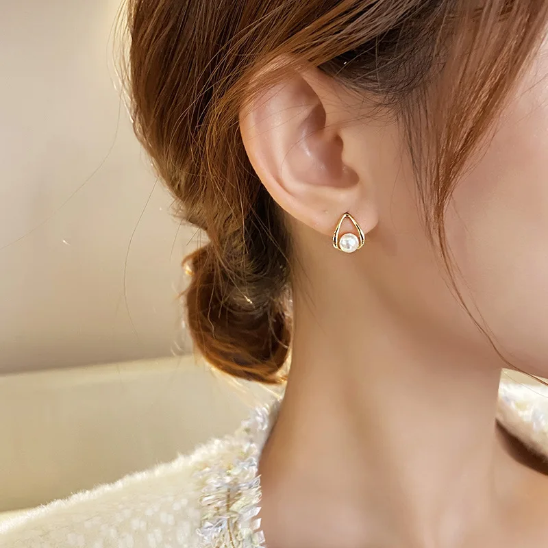 Sweet Earrings For Women\'s Korean Edition Pearl Simple And Versatile Luxury And Luxury Style Earrings For Sale Brincos Jewelry