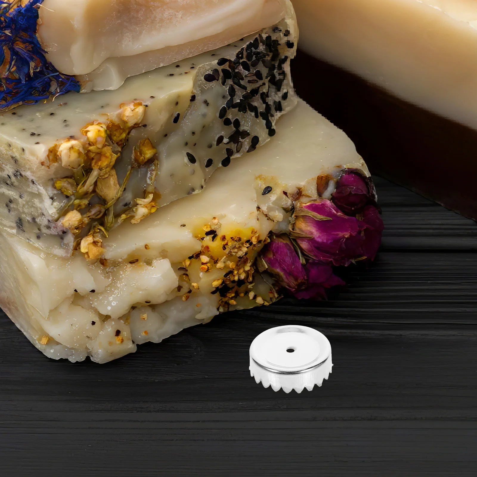 

Stainless Steel Soap Holder Cap Magnetic Design Wall Mounted Soap Draining Holder Cap Bathroom Accessories Bath Accessories