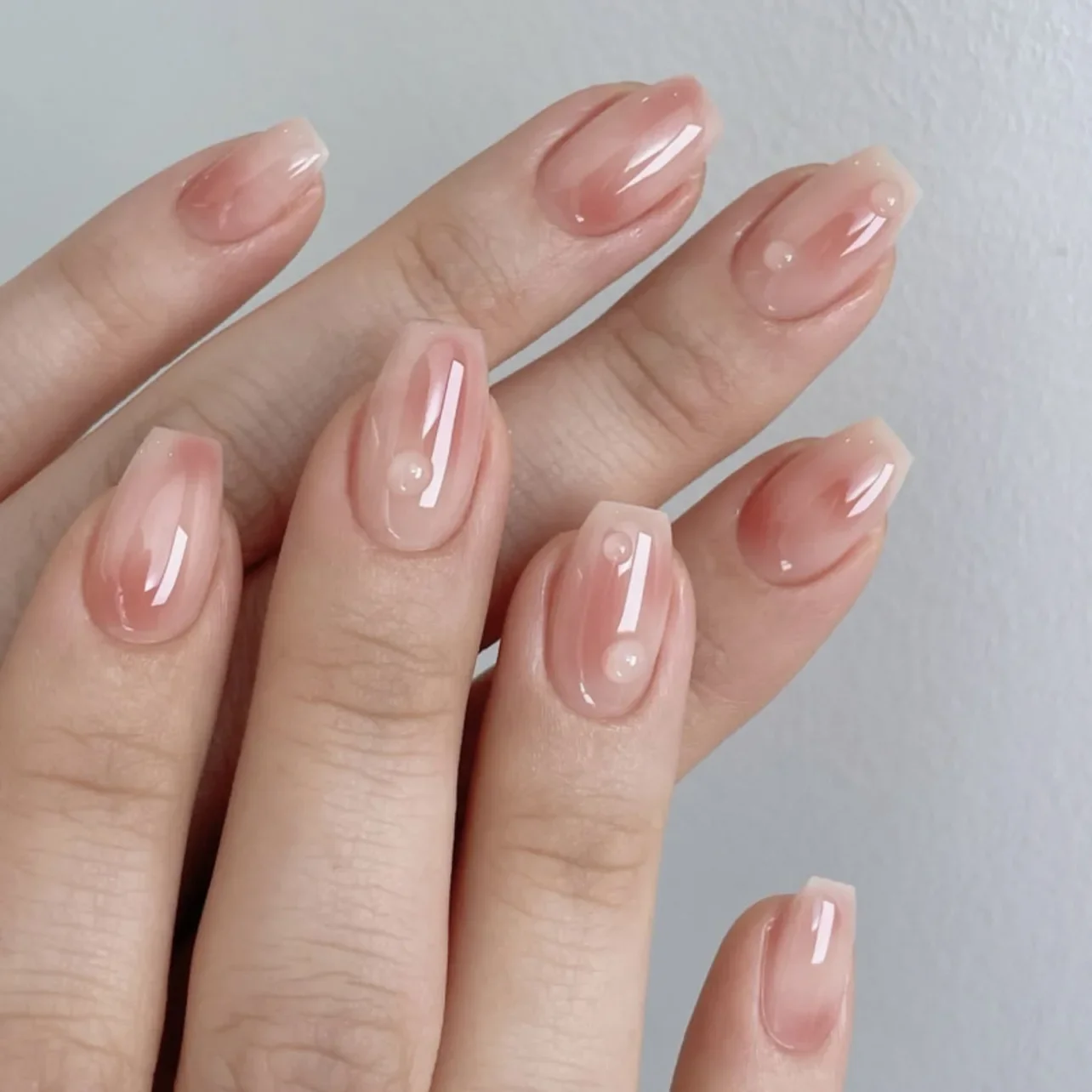 الوردي هالة الصباغة القط العين الباليه الأظافر كاذبة الفن Bowknot حجر الراين بريق مسحوق طويل وأشار الأظافر وهمية اللوز الصحافة على الأظافر