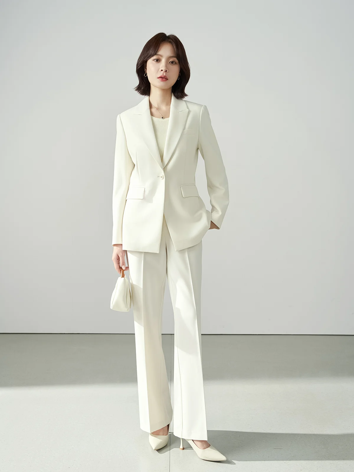 

Женский офисный костюм Berd Miss Beige: пиджак и брюки для весны, профессиональный деловой комплект для юристов, приталенный, с длинным рукавом