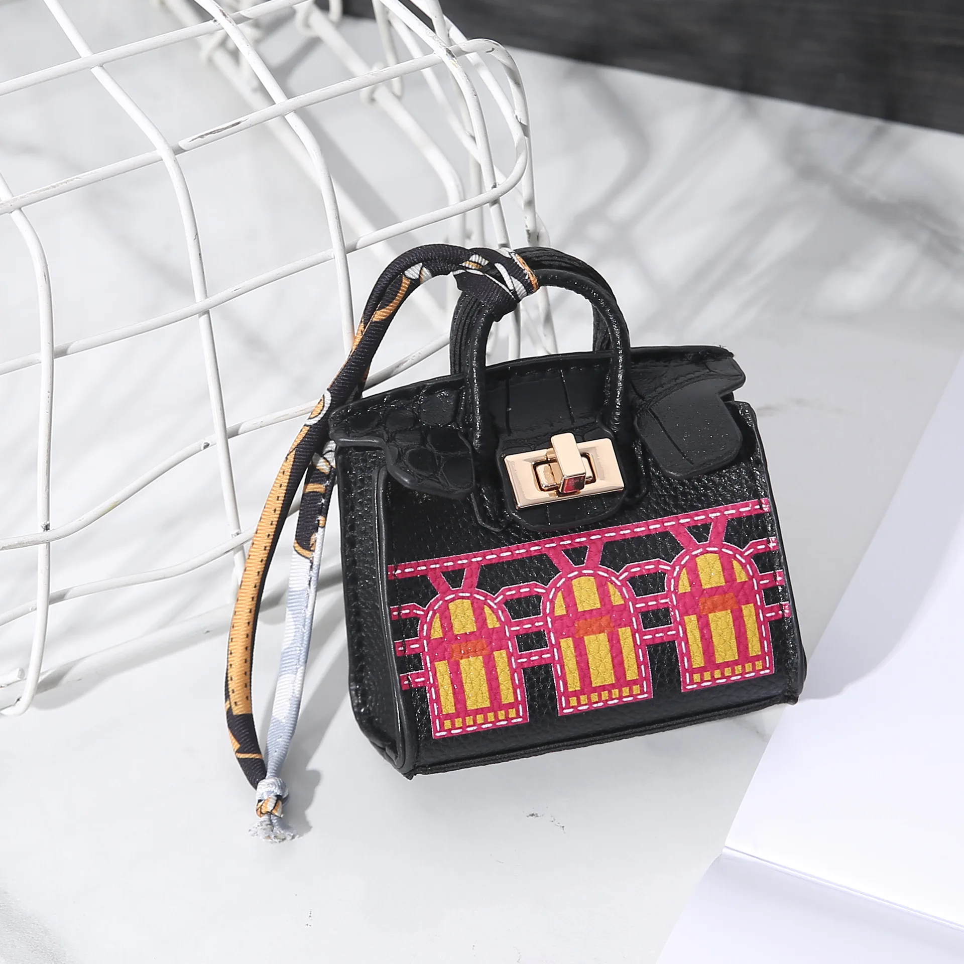 Home Mini Bag Pendant House Small Bag Cute Bag New Fashion Pendant Mouth Red Envelope Earphones Rental Key Storage Bag