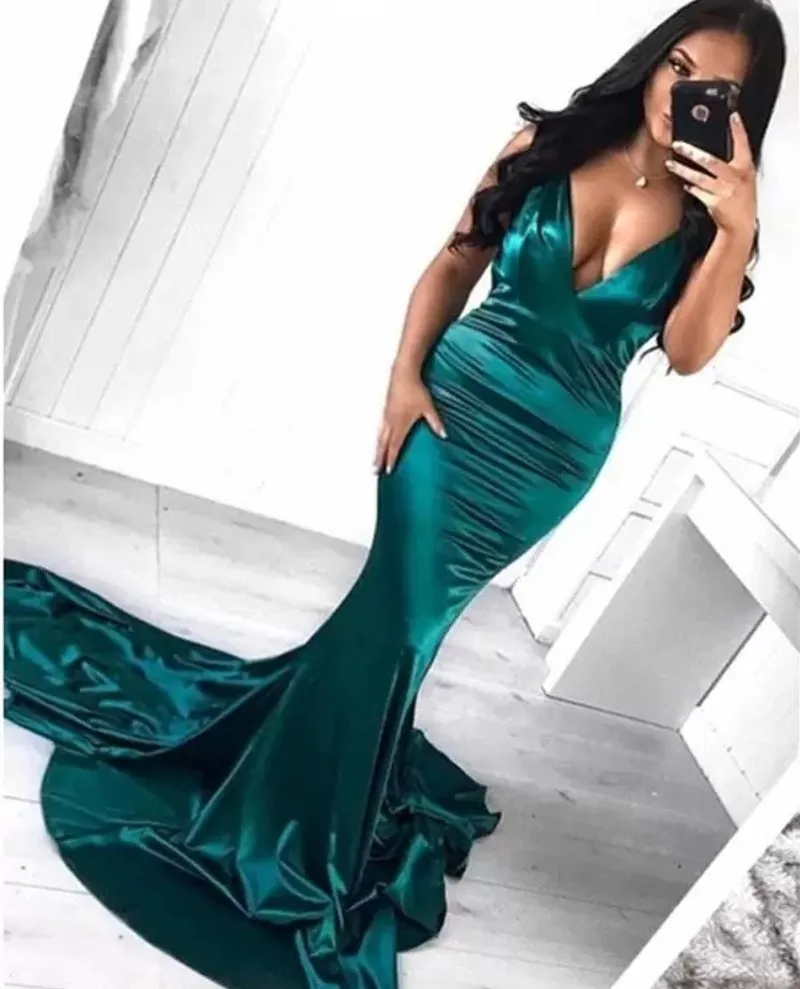 Sexy V Neck Evening Dress Hunter Green Sleeveless Prom Party Gowns Abendkleider 2022 Dubai Vestidos De Noche Abiye