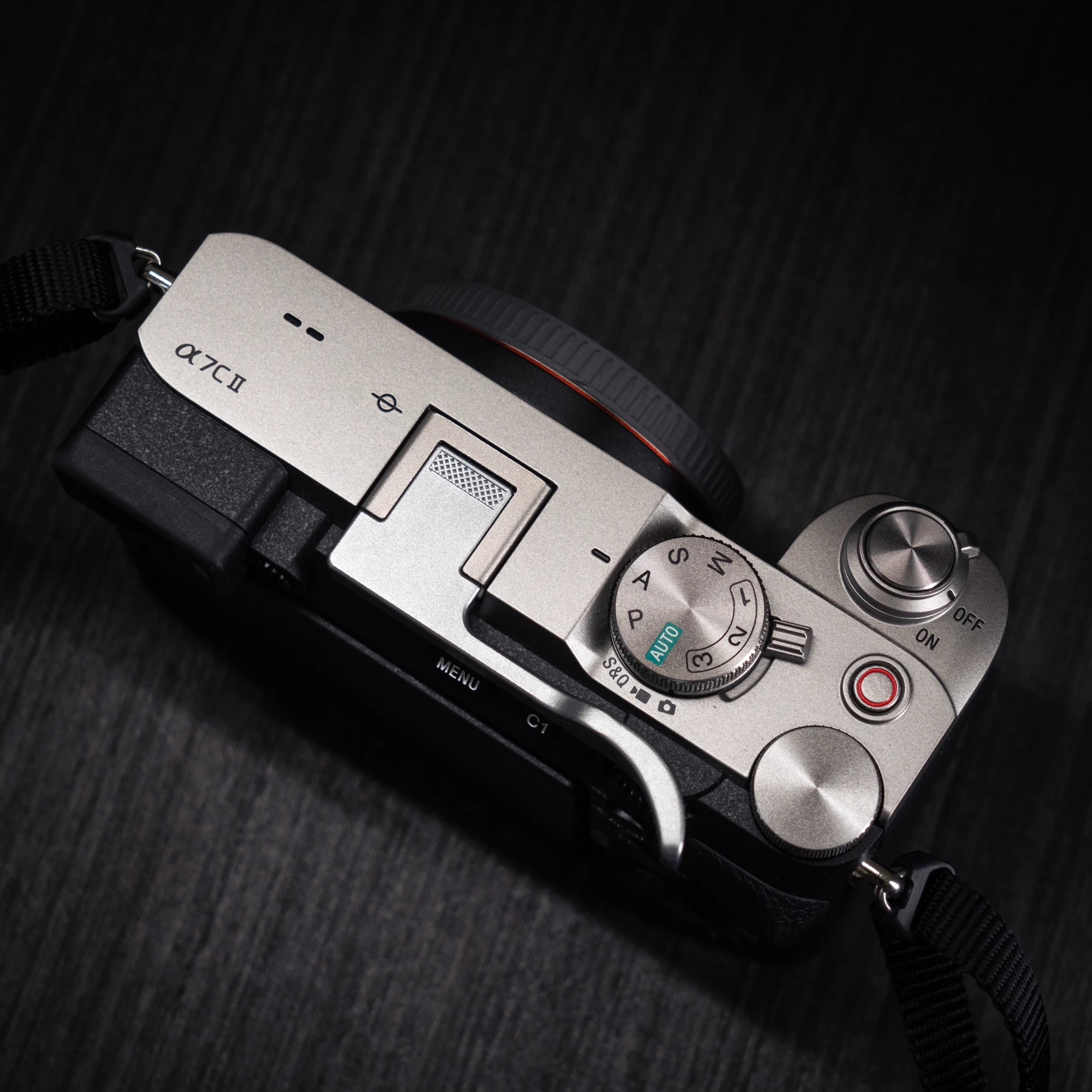 Aluminium Metall Blitzschuh Daumen-Up Blitzschuh Daumen-Up Grip für Sony A7C2 A7CR A7C Kamera Handgriff – Detail 9
