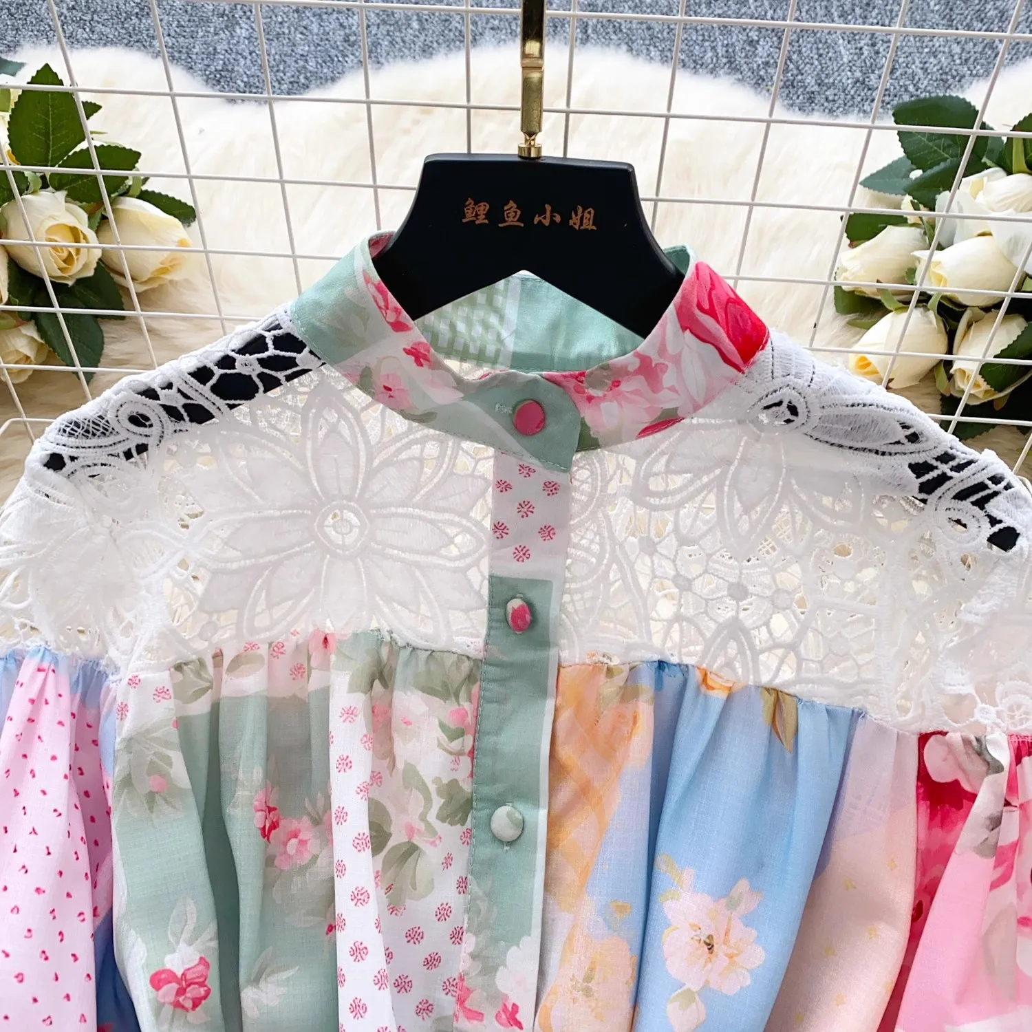 Vacanza estiva in pizzo scava fuori giuntura splendidi fiori mini abiti da donna stand manica lunga lanterna spiaggia boho volant abiti