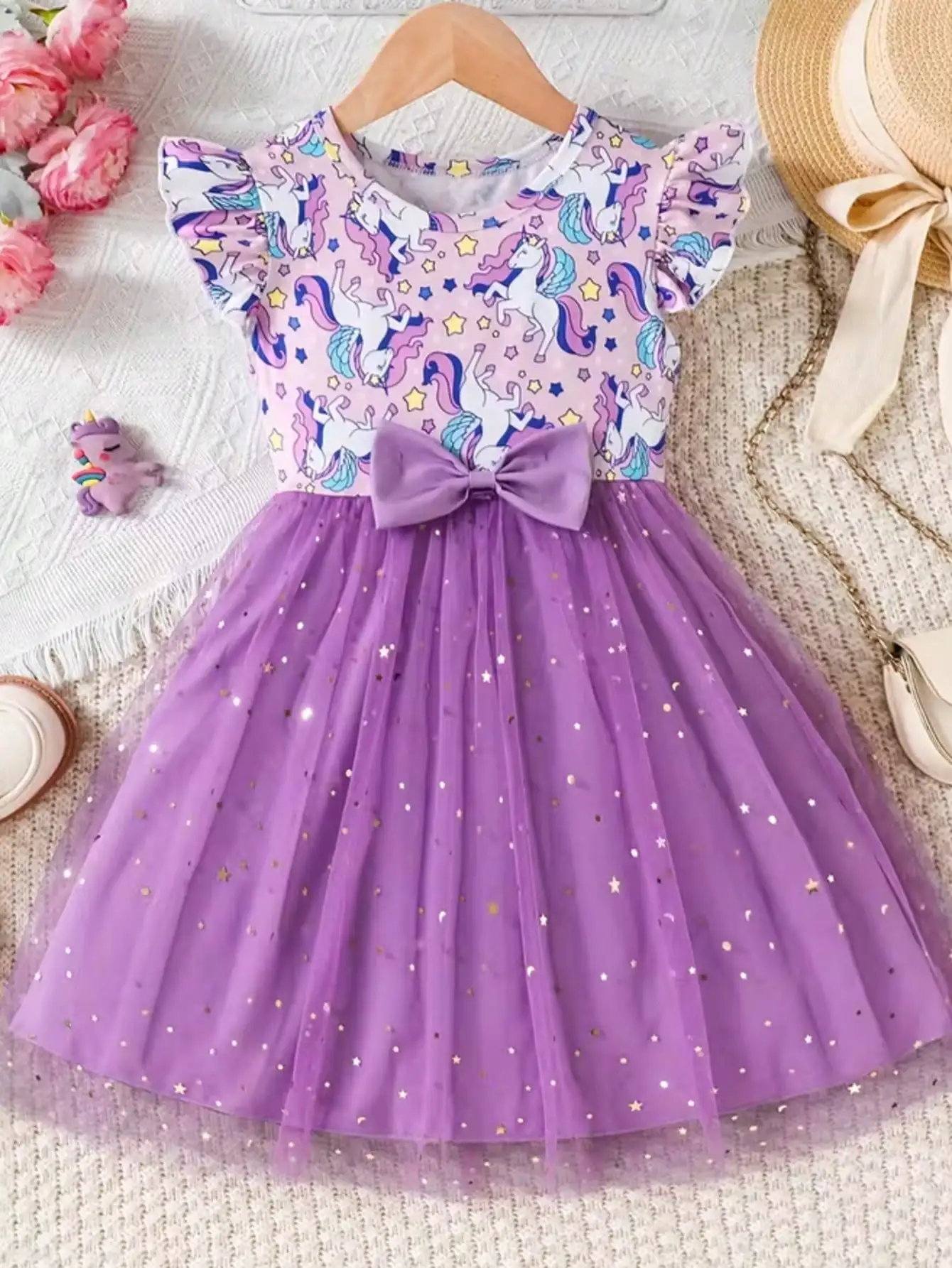 Encantador Vestido de Verano para Niña - Puño con Hoja de Loto Morada, Estampado de Escamas de Sirena y Decoración de Lentejuelas, Falda de Malla de Poliéster