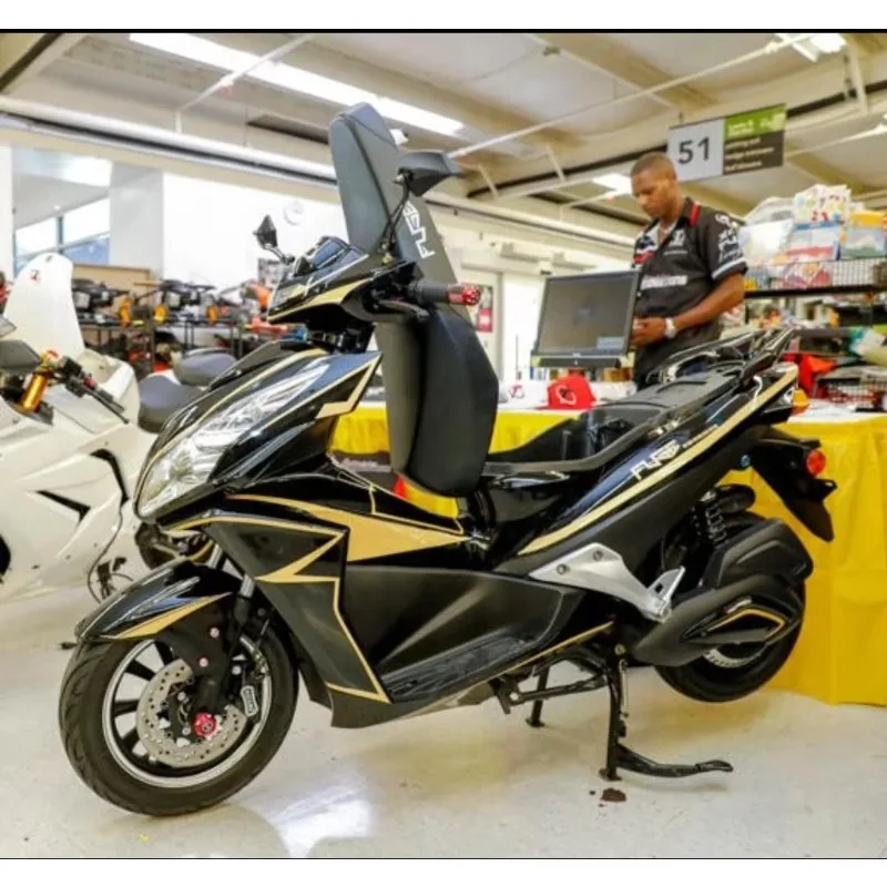 أحدث دراجة نارية كهربائية لعام 2025 للبالغين بقدرة 8000 وات