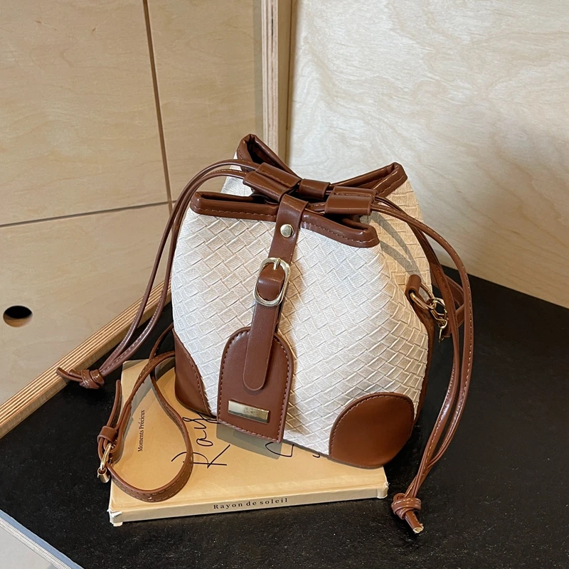 Splicing Exposed Solid Crossbody Bags Bucket Type Interior Compartment  High Quality Bags for Women Fashion Pc Women's Handbags