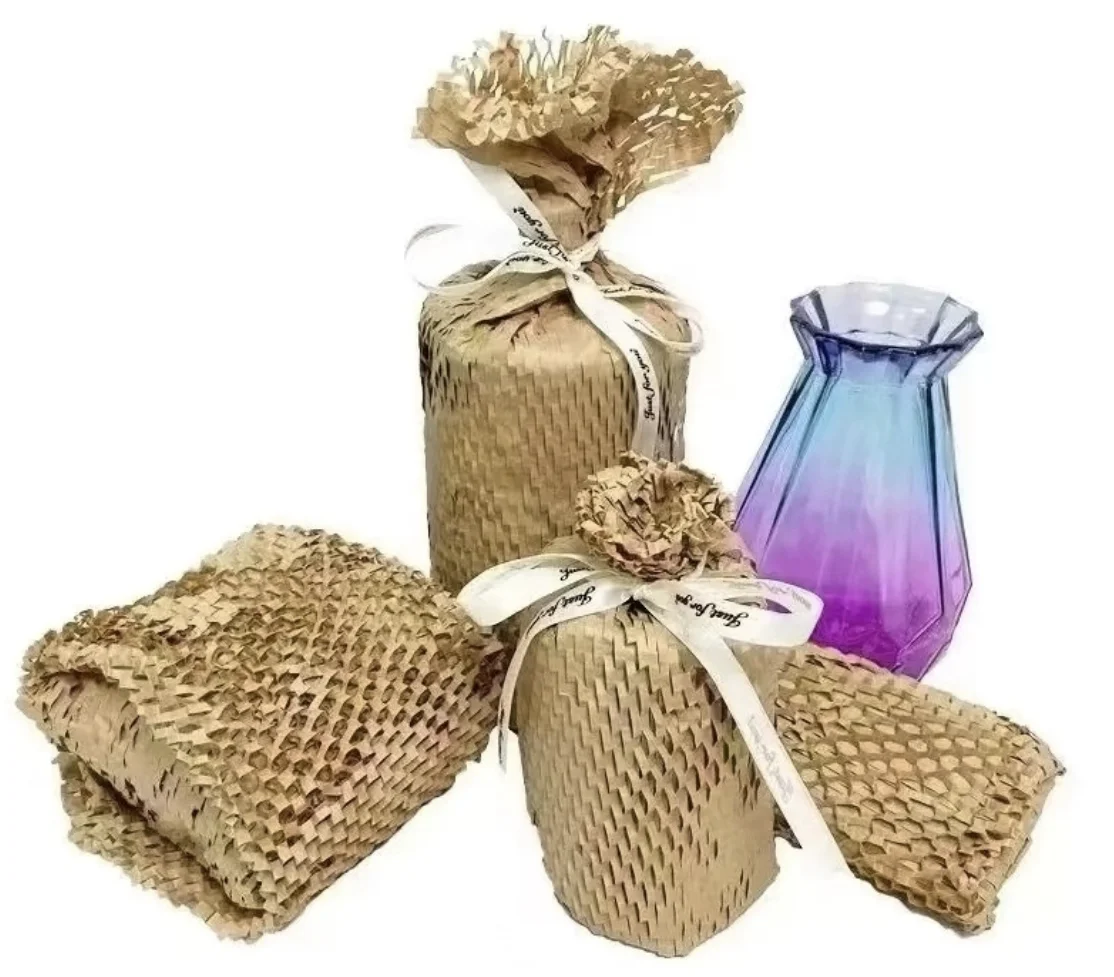 Macchina per la produzione di nuclei a nido d'ape accelerata